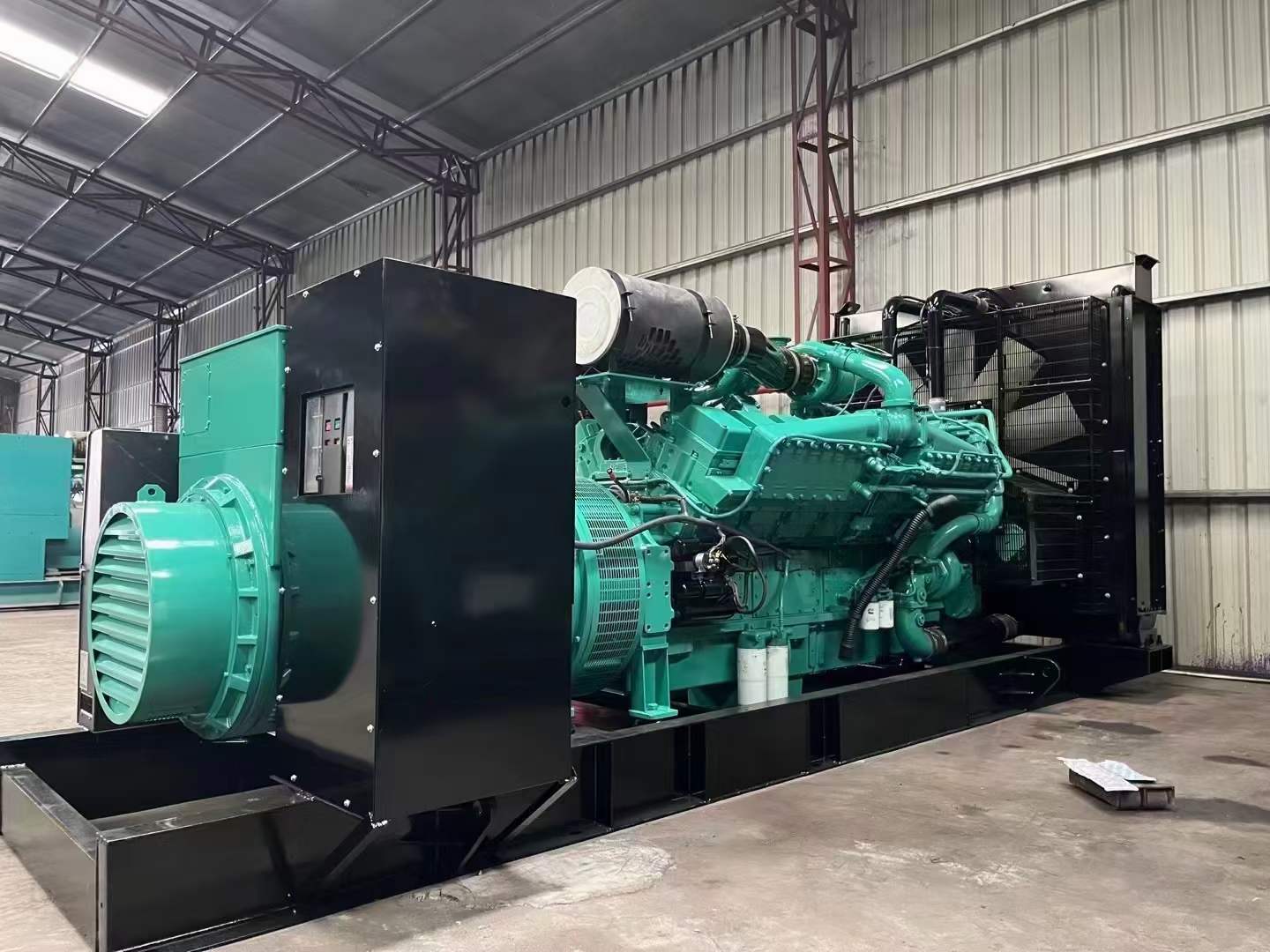 嵩县如何降低 800kW 柴油发电机输出电流的波动？